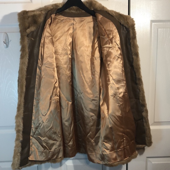 Vintage Light Brown Faux Fur Button Up Coat size 14 - Picture 11 of 15